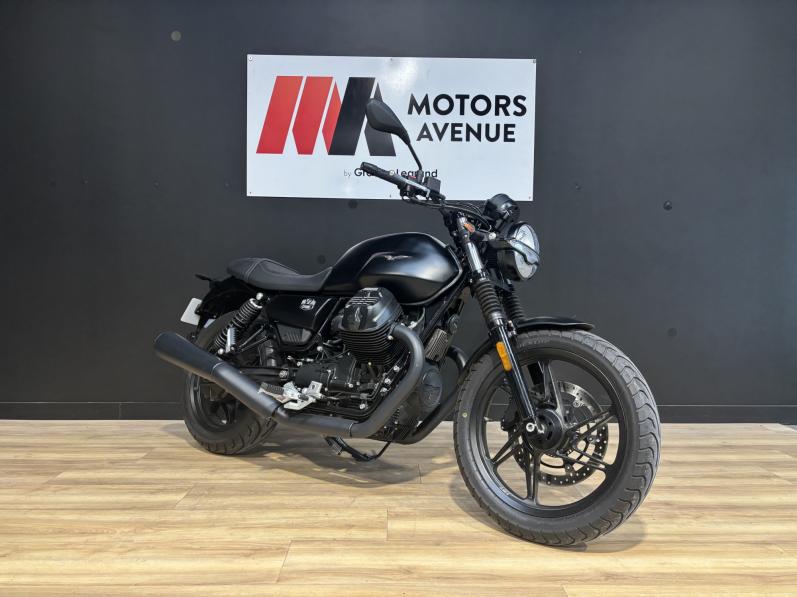 MOTO GUZZI V7