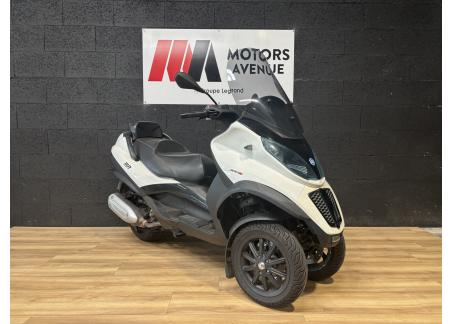 PIAGGIO MP3 300 IE